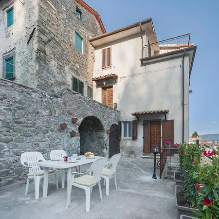 Viola By Interhome Apartman