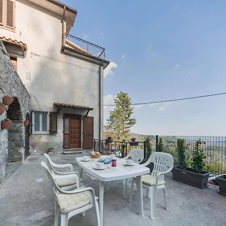 Viola By Interhome Daire