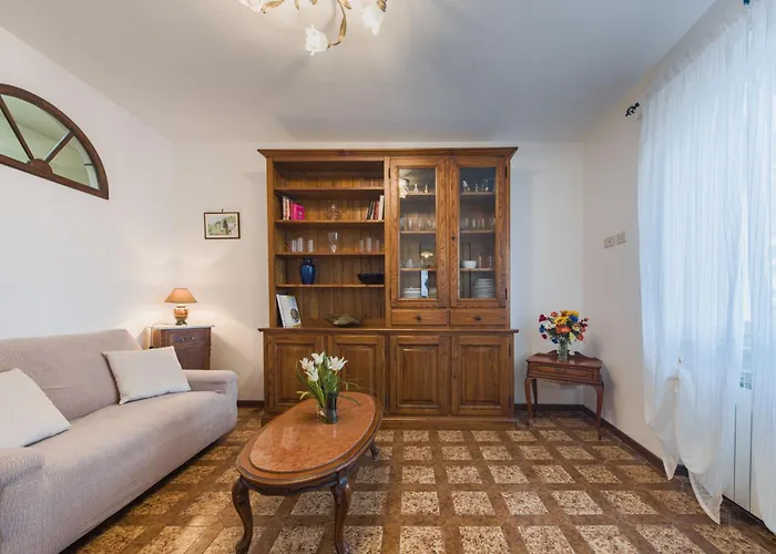 Viola By Interhome *
