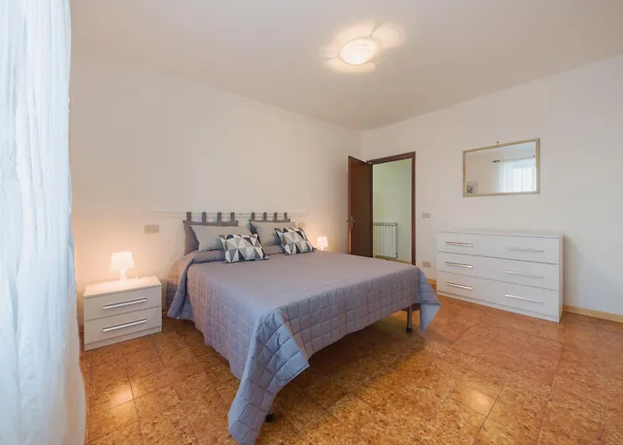Viola By Interhome *